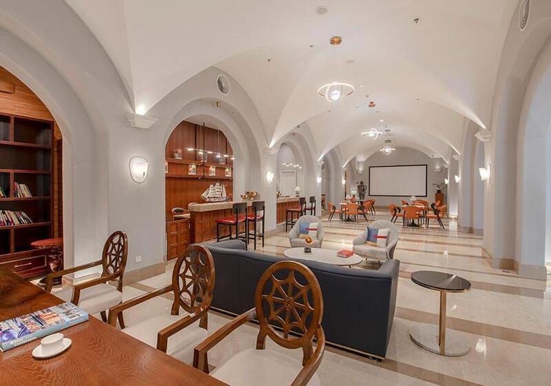 فندق Park Inn By Radisson Beihai Silver Beach Wanda Plaza