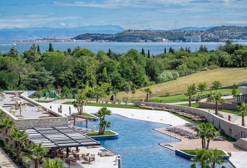 호텔 Petram Resort & Residences