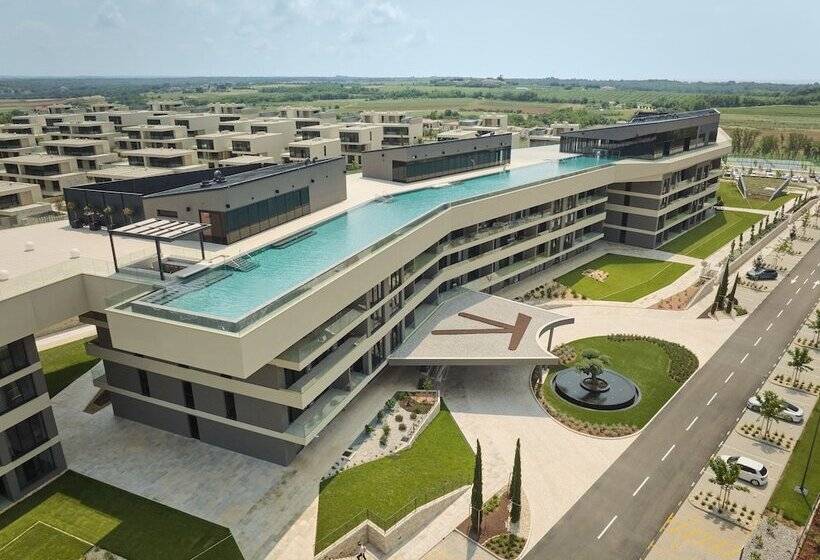 호텔 Petram Resort & Residences