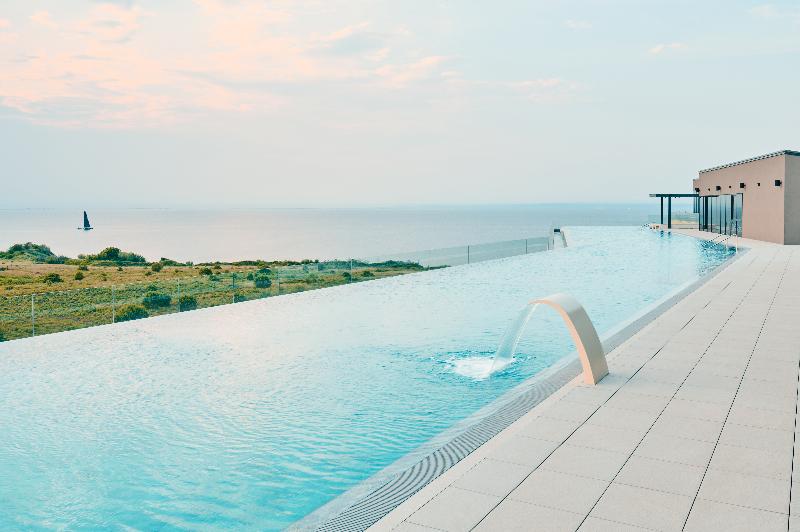 호텔 Petram Resort & Residences