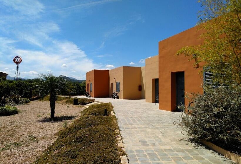 فندق Restaurante Font Salada