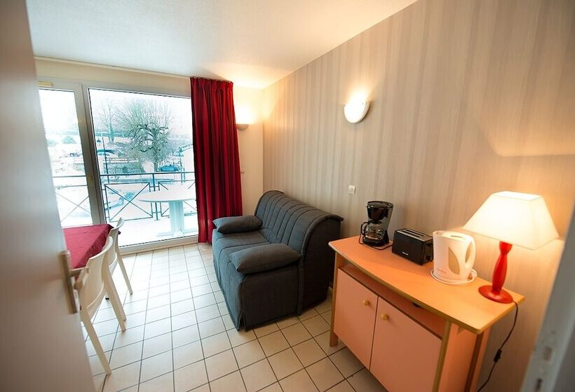 호텔 Terres De France Résidence Les Silènes