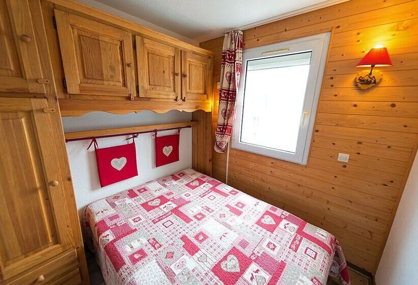 호텔 Terres De France Résidence Les Silènes