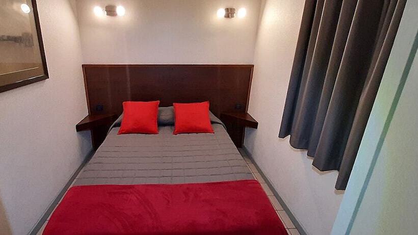 호텔 Terres De France Résidence Les Silènes