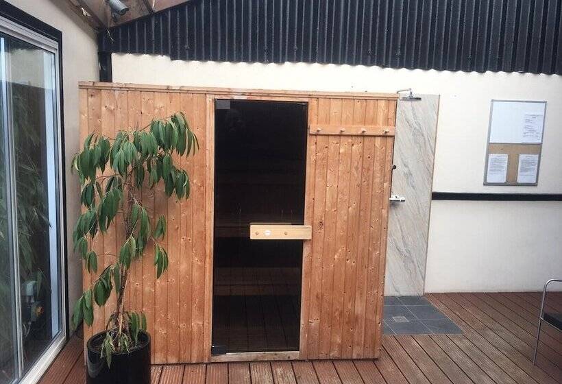 田舎風ホテル Suffolk Retreats For Up To 24 Guests With Hot Tub