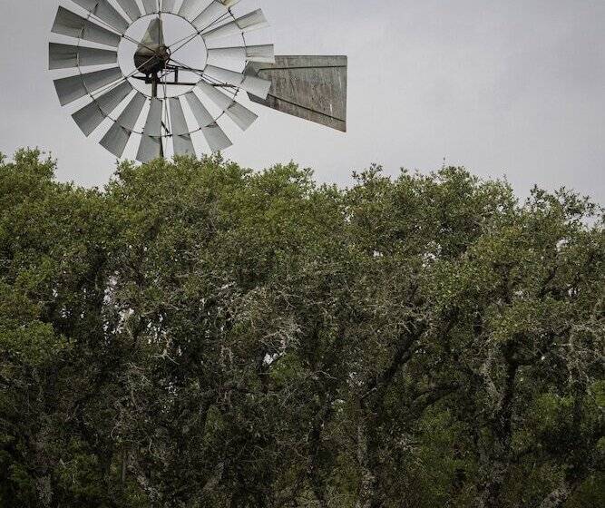 Сельский отель Y.o. Ranch Headquarters