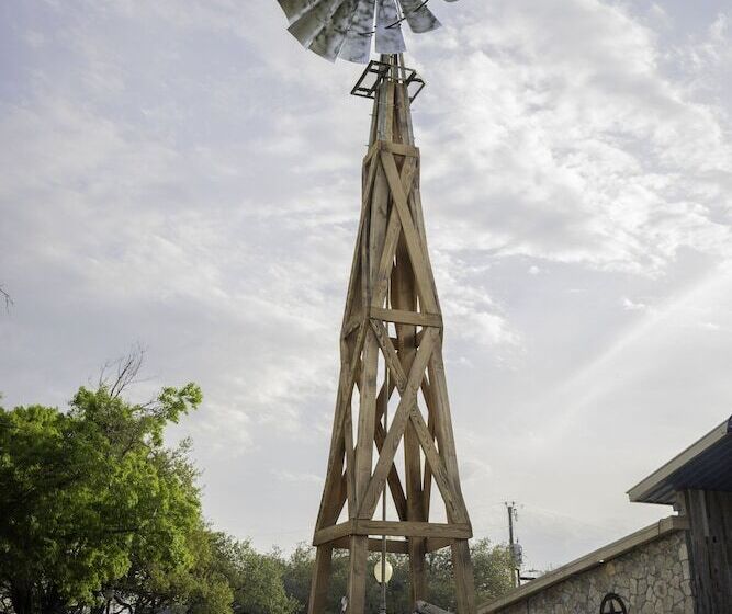 Сельский отель Y.o. Ranch Headquarters