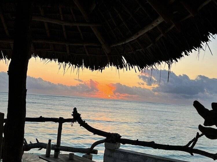 ホテル Sazani Beach Lodge