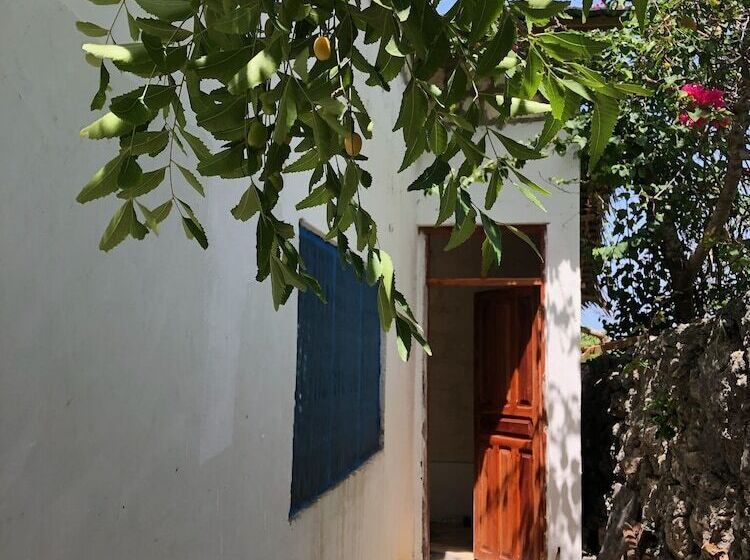 ホテル Sazani Beach Lodge