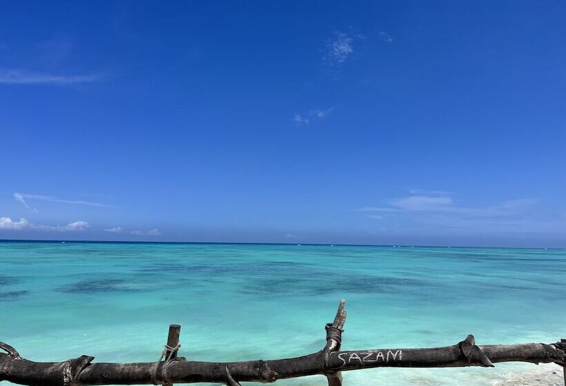 בית מלון כפרי Sazani Beach Lodge