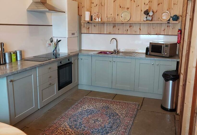 ホテル Spacious Self Catering Accommodation Near Hayonwye