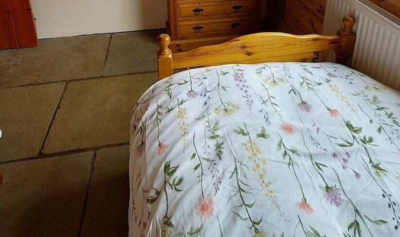 ホテル Spacious Self Catering Accommodation Near Hayonwye