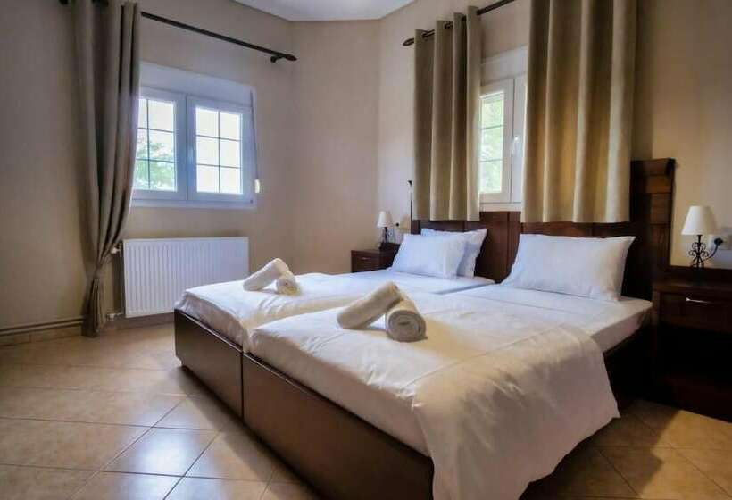 هتل Spilaio At Meteora