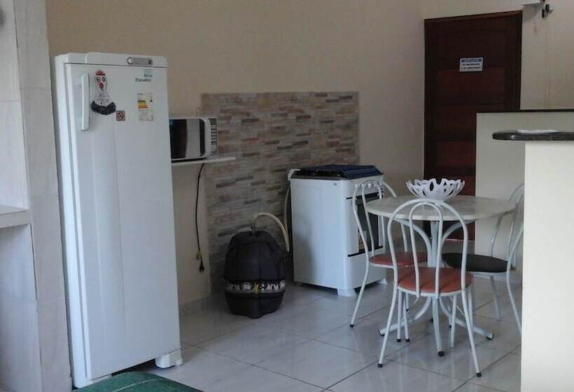 בית מלון כפרי Swiss Flats