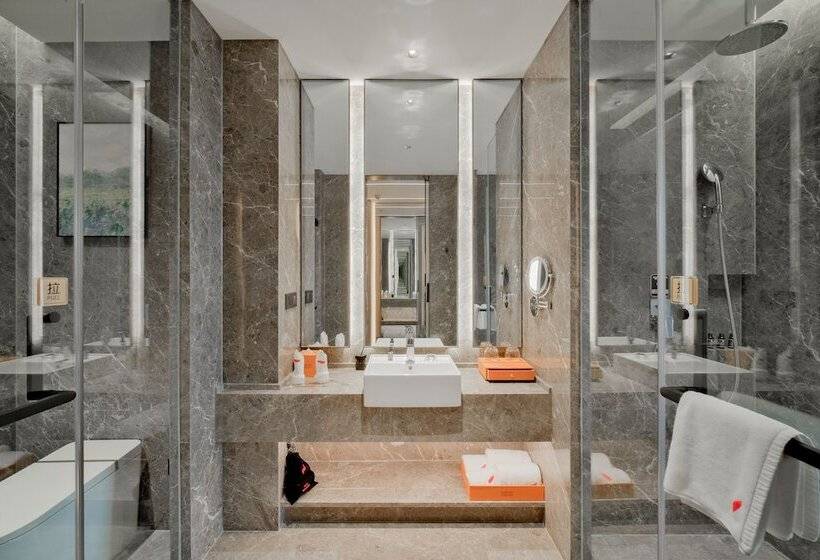 ホテル Swisstouches Resort