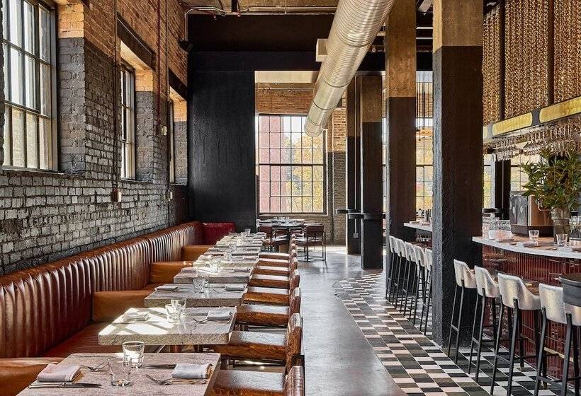 فندق The Radical