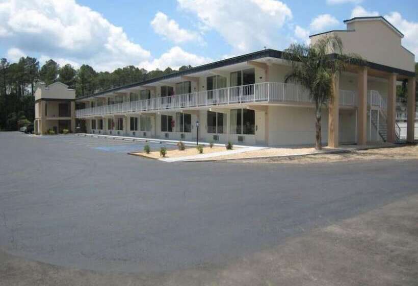 فندق Travelodge By Wyndham Kingsland Ga