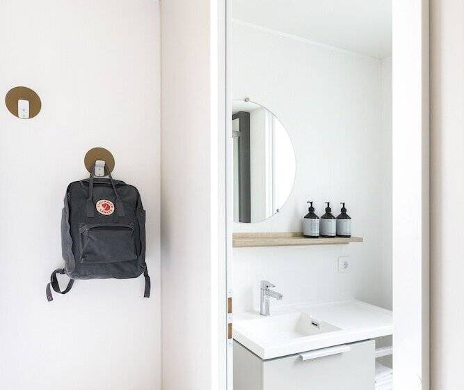 Отель Wecamp Pirineos