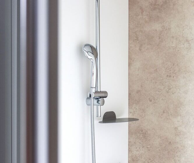 Отель Wecamp Pirineos