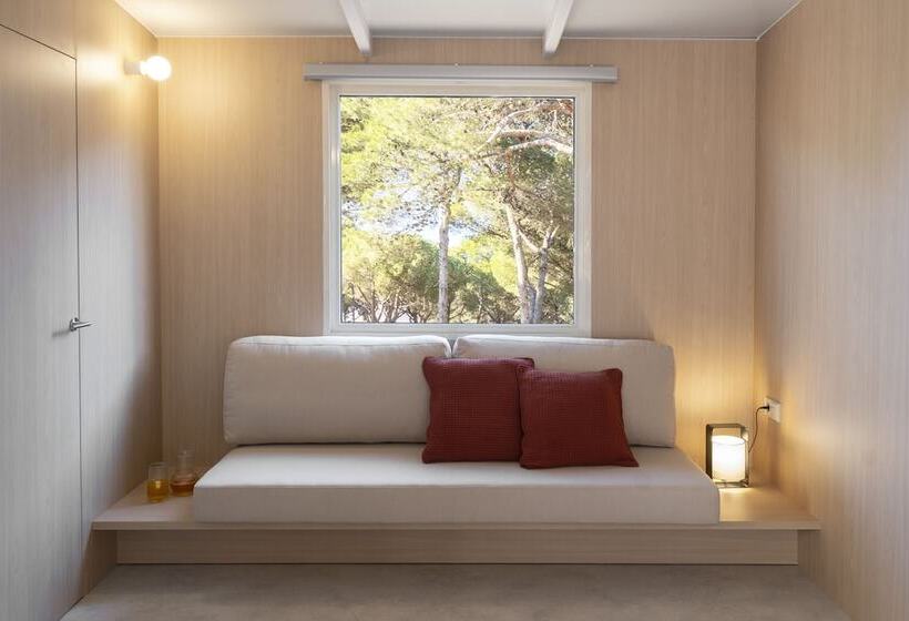 Отель Wecamp Pirineos