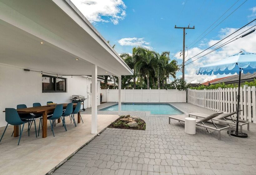 Kasa Lighthouse Point South Florida