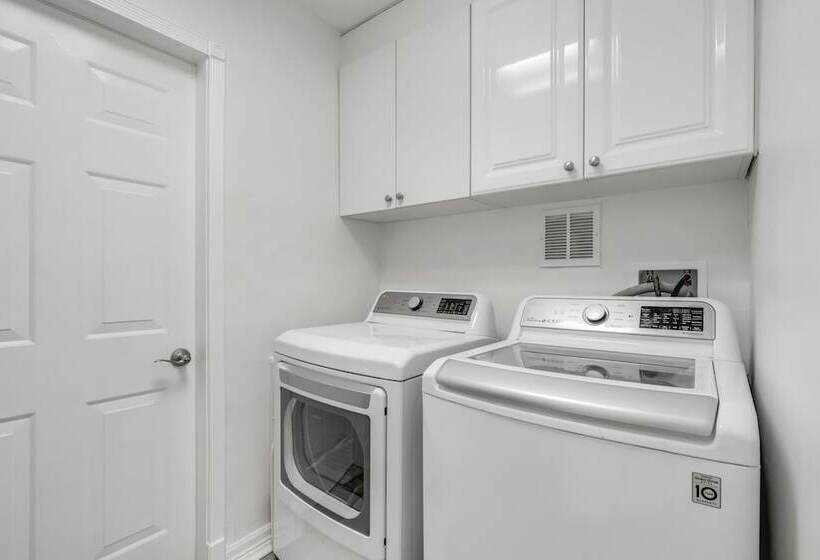 Kasa Mariposa Fort Lauderdale