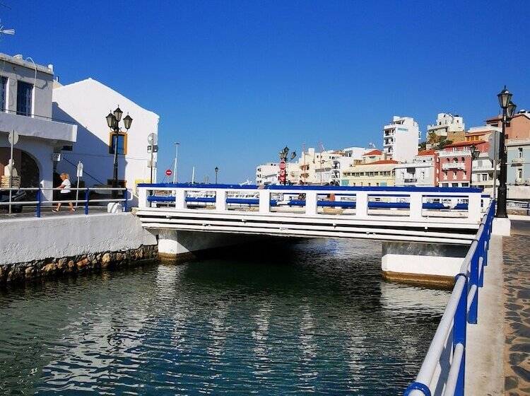 Kassandra Garden Residence