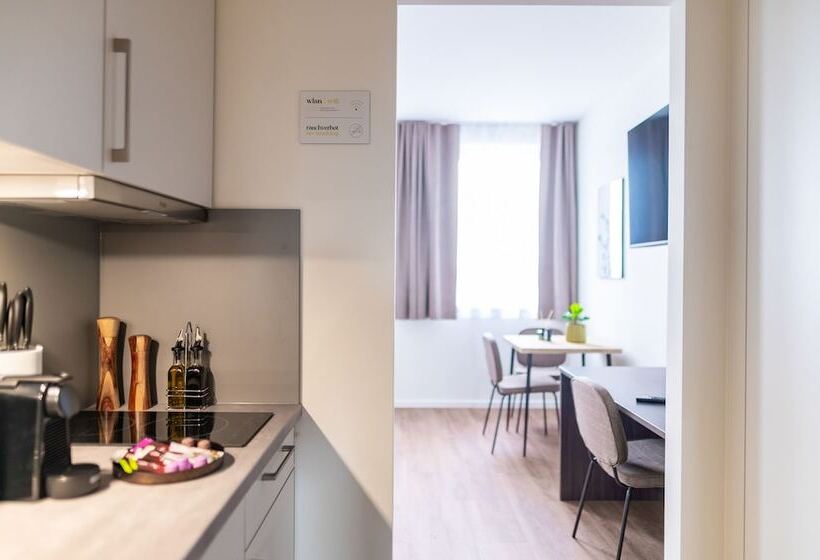 Limehome Bremerhaven Kantstraße