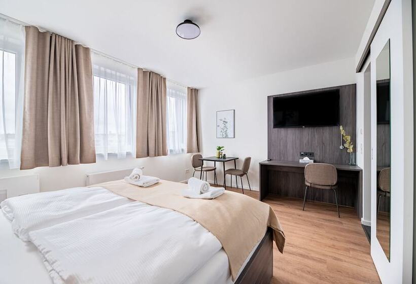 Limehome Bremerhaven Kantstraße