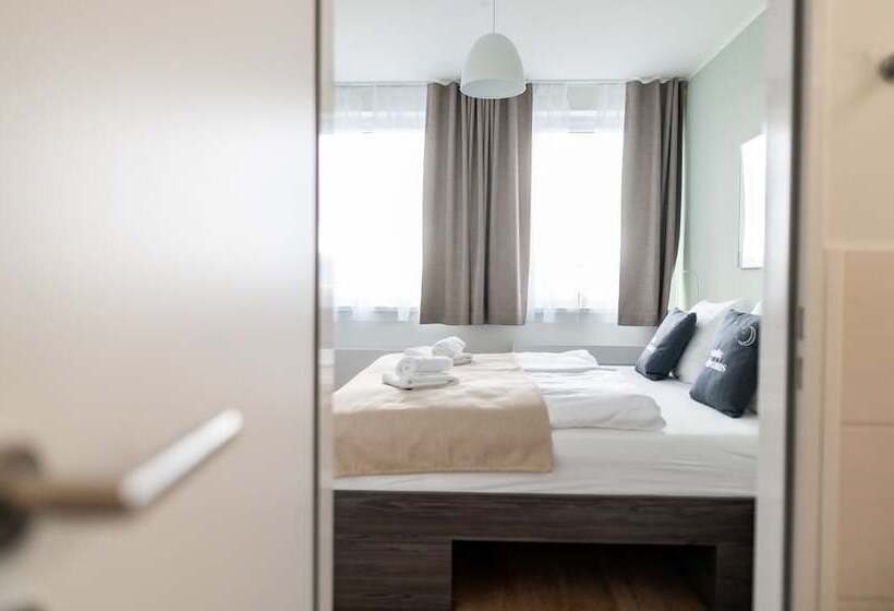 Limehome Bremerhaven Kantstraße