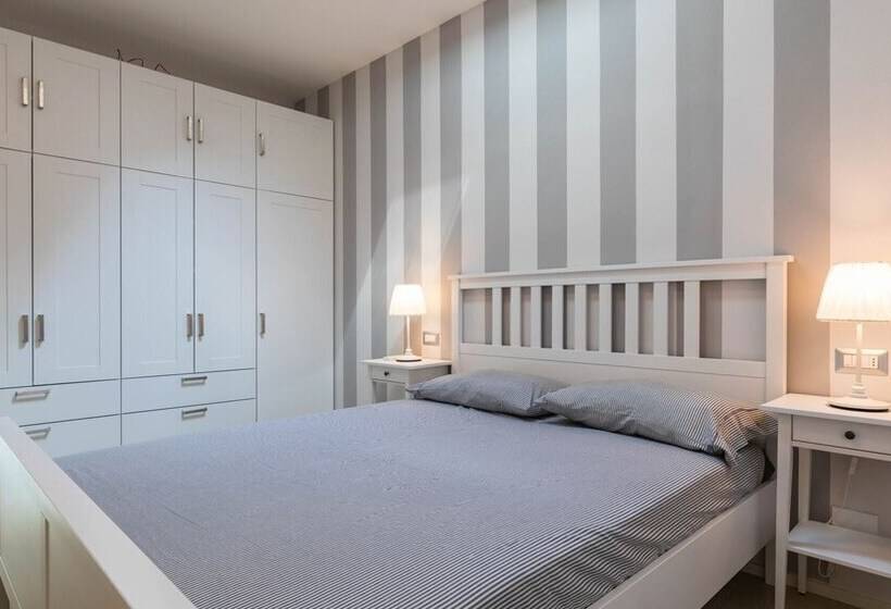 Luxury Apartment In Modern Villa Unit 1