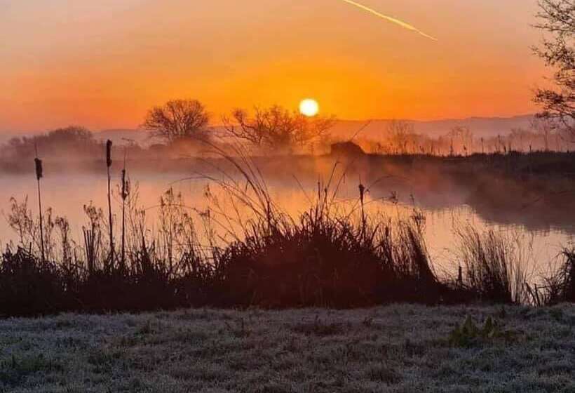 Luxury Pod Cabin In Beautiful Surroundings Wrexham