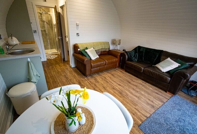 Luxury Pod Cabin In Beautiful Surroundings Wrexham