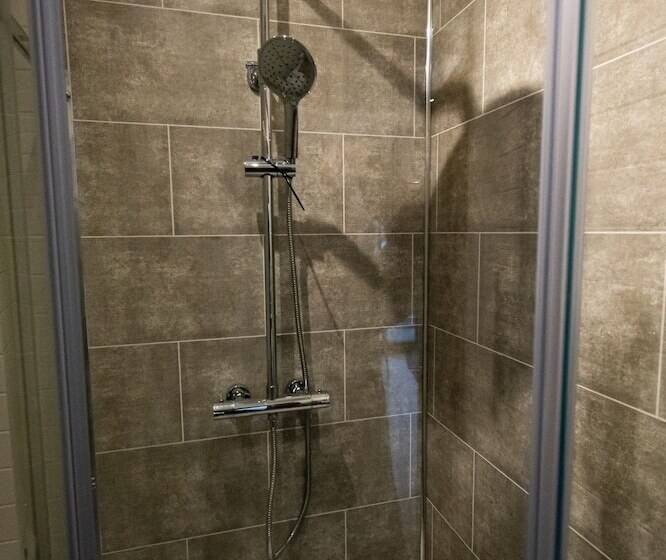 Luxury Pod Cabin In Beautiful Surroundings Wrexham