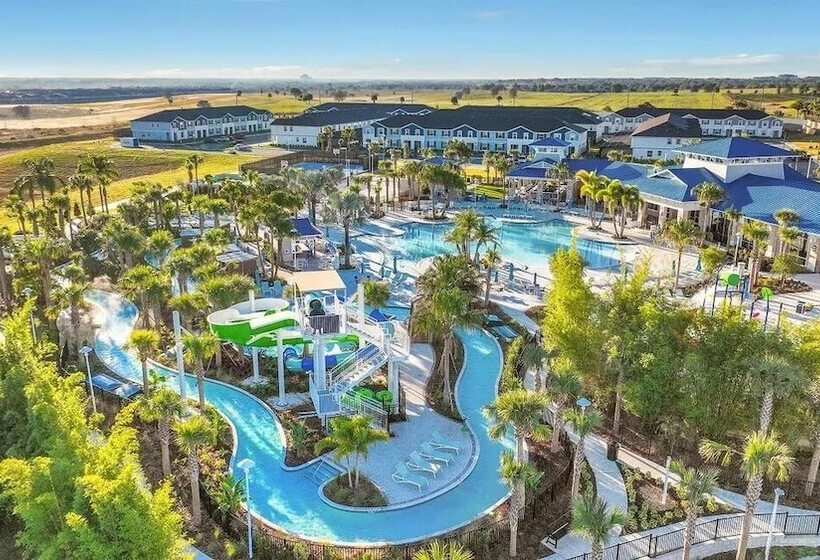 Magical Themed Villa In Windsor Isalnd