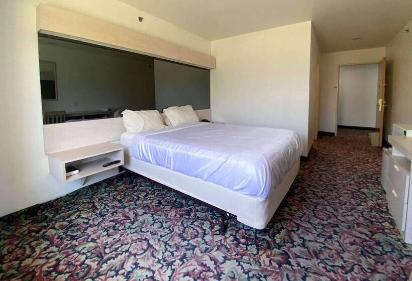 Motel 6 Mcalester, Ok   South