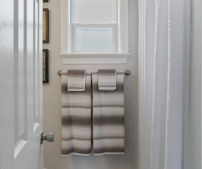 فندق على الطريق The Knolls