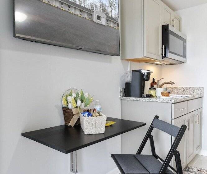 فندق على الطريق The Knolls