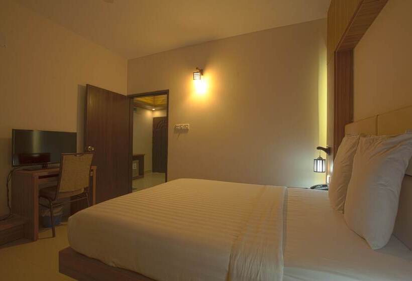 Neeshorgo Hotel And Resort Ltd