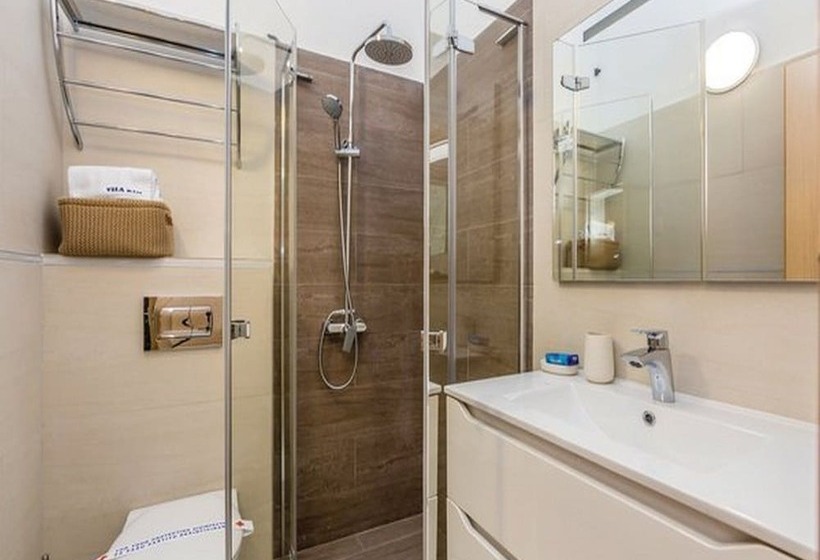 بنسيون Apartments Villa Kim