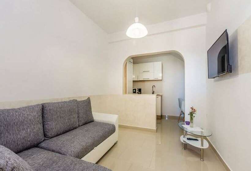 بنسيون Apartments Villa Kim