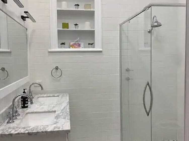 بنسيون Avon Homestay