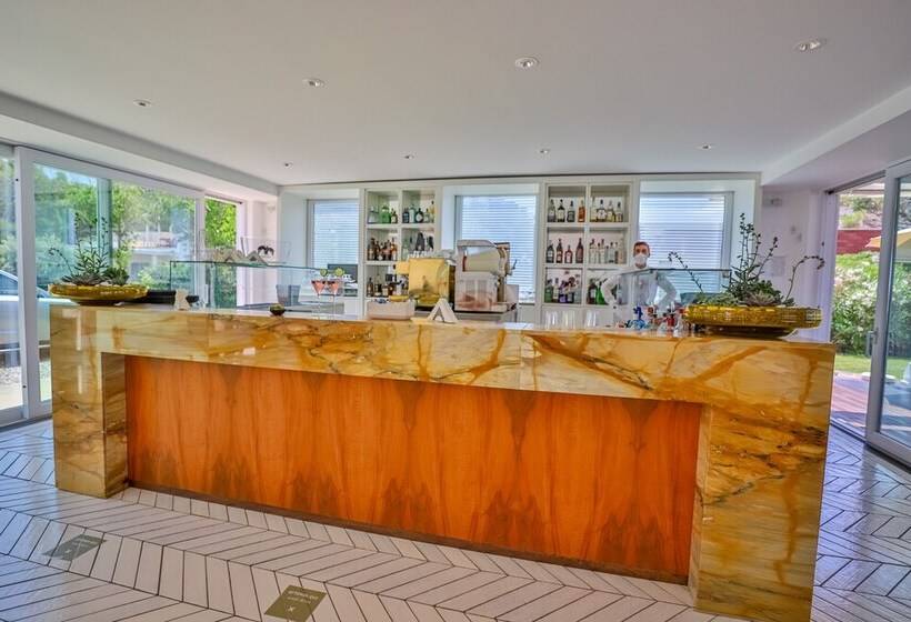 ペンション Beach Club 93