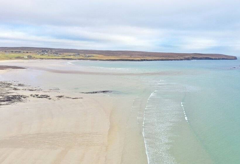 Пансион Broad Bay House