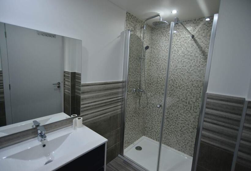 פנסיון Casas Do Baleeiro   Whaler’s Houses