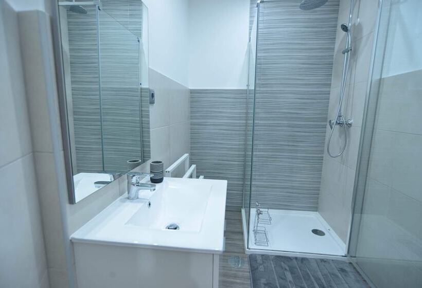 פנסיון Casas Do Baleeiro   Whaler’s Houses