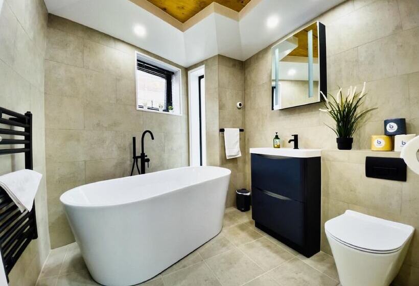 펜션 Green Mews Houses With Free Parking By My Getaways