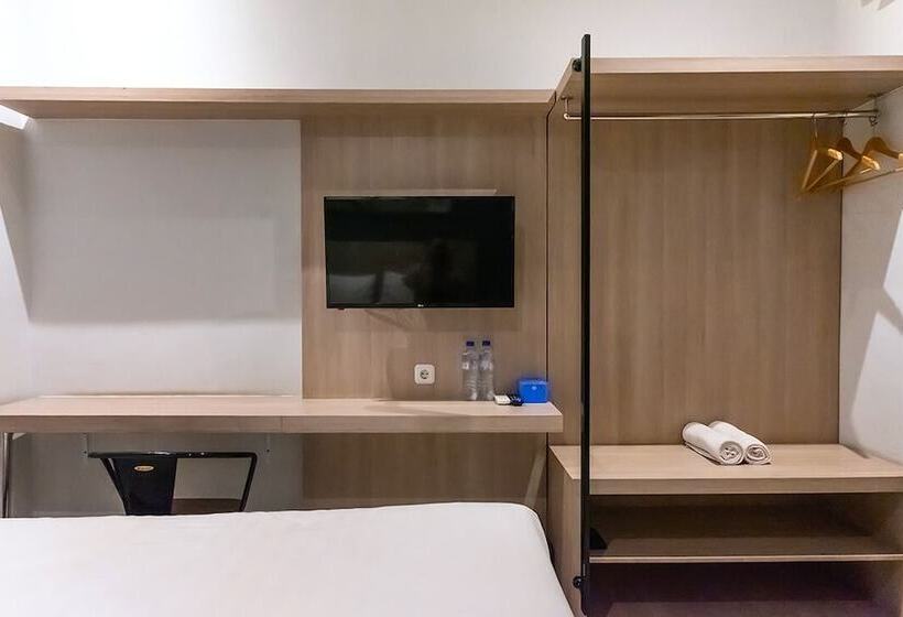 펜션 Mono Coliving Kencana, Surabaya