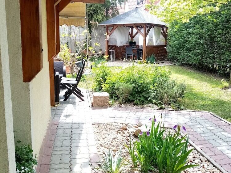 بنسيون Kőszeghegyalja Vendégház