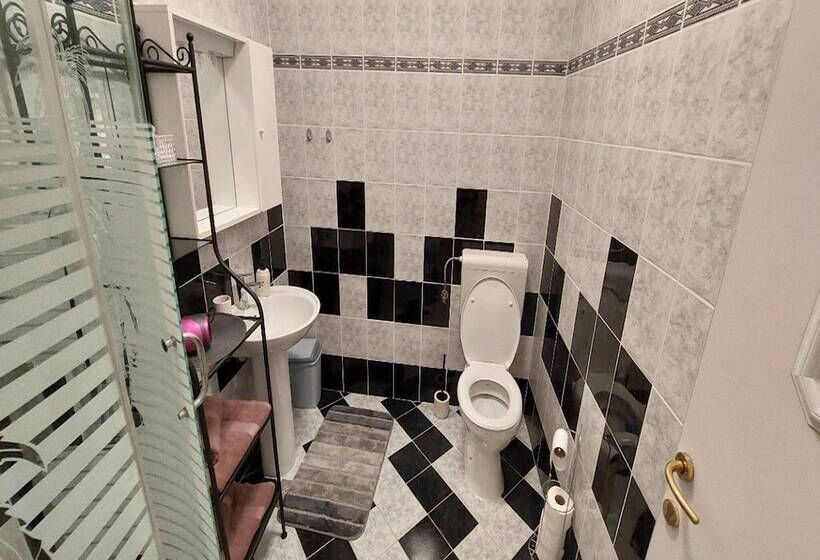 بنسيون Rooms Argo